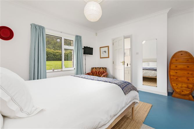 Stone Lodge, Rathcarrick, Strandhill, Sligo