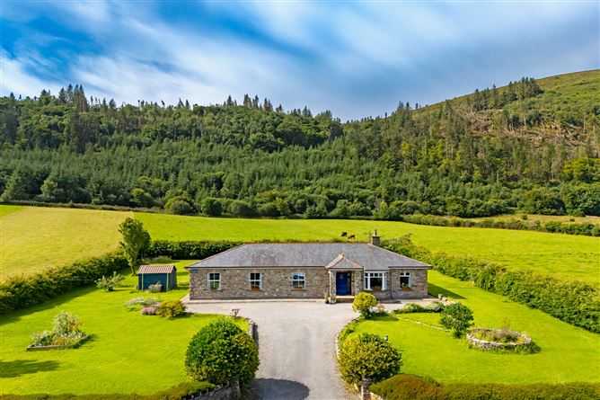 Stone Lodge, Rathcarrick, Strandhill, Sligo