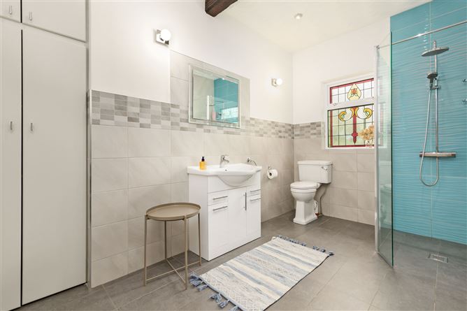 Stone Lodge, Rathcarrick, Strandhill, Sligo