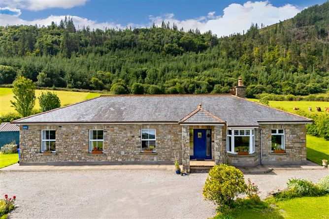 Stone Lodge, Rathcarrick, Strandhill, Sligo