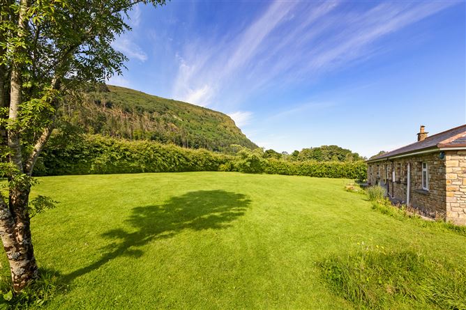 Stone Lodge, Rathcarrick, Strandhill, Sligo