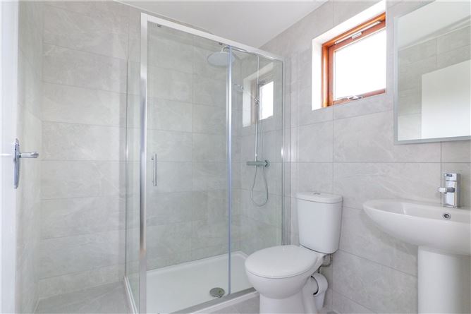 1 Spanish Parade House, 13 Merchants Road, Galway City.