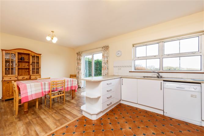 Maryville, 5 Grange Road, Rosslare Strand, Co. Wexford