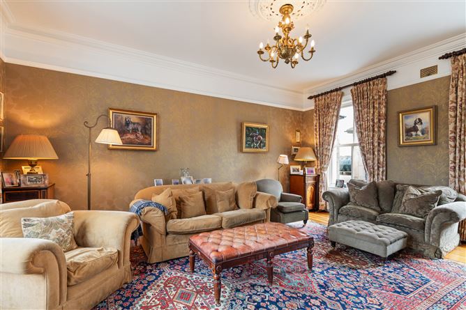 https://photos-a.propertyimages.ie/media/4/0/8/4999804/3ddd3f10-035c-469c-a787-25895508f2d0_l.jpg