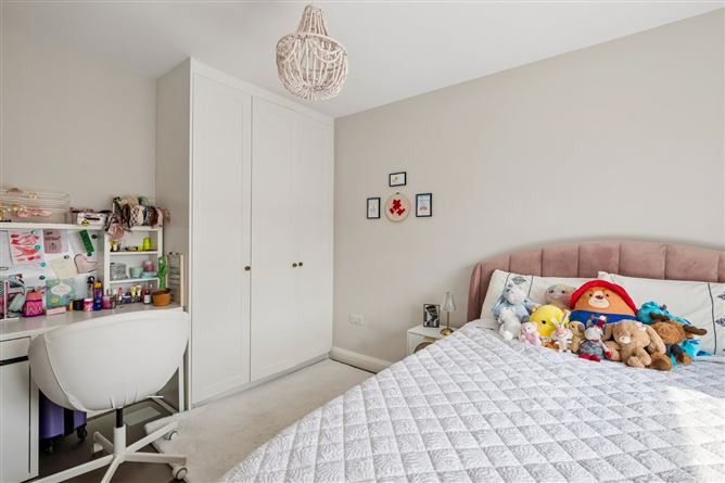 Photo 18 of 23 — 25 Tandy's Place, Adamstown, Lucan, Co. Dublin
