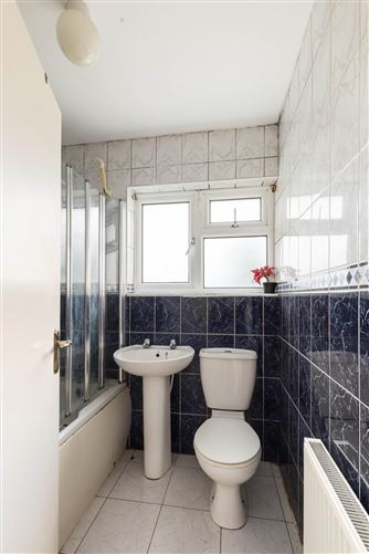 Photo 8 of 13 — 32 Coolgreena Road, Beaumont, Dublin 9