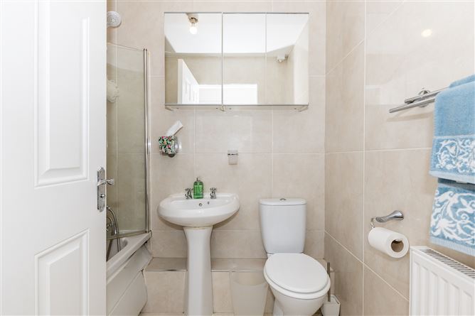 142 Holywell Rise, Swords, County Dublin