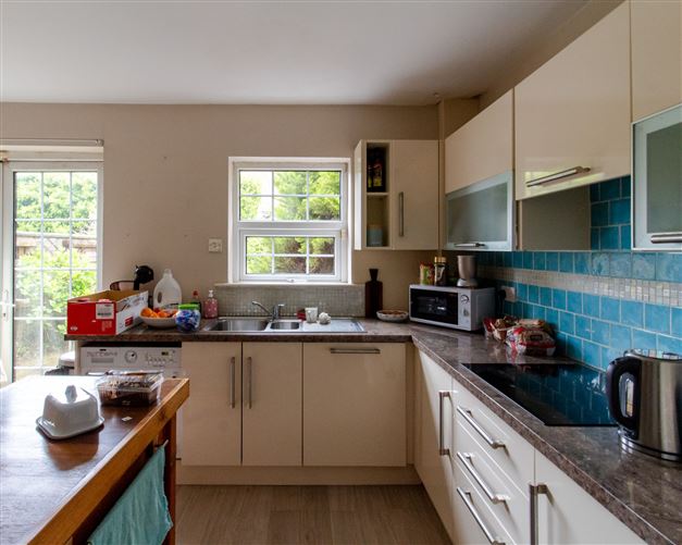28 Oaklands, Ballincollig, Cork