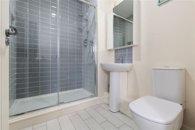 28 Orchard Hall, Castleknock, Dublin 15