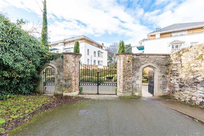 36 Merrion Woods, Booterstown, County Dublin