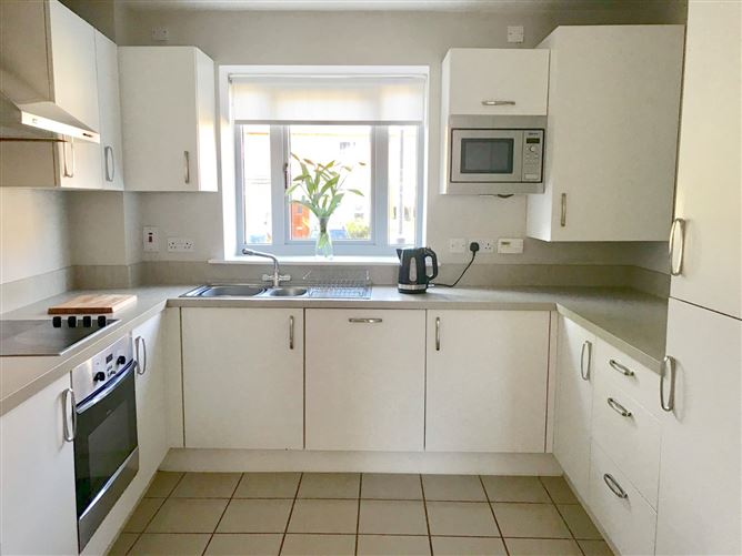 30 Cluain Shee, Aikens Village, Sandyford, Dublin 18
