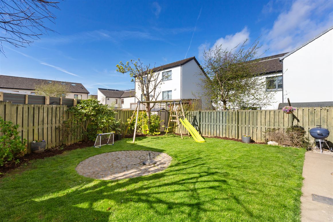 14 Hunters Court, Ballycullen, Dublin 24