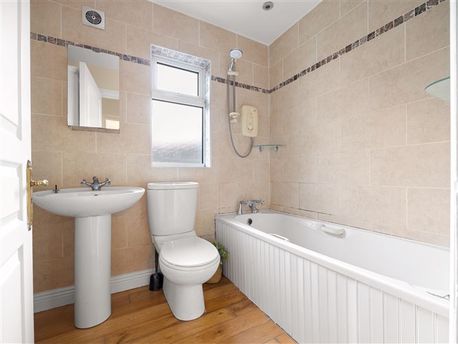 3 GrangeView, Green Road , Newbridge, Kildare