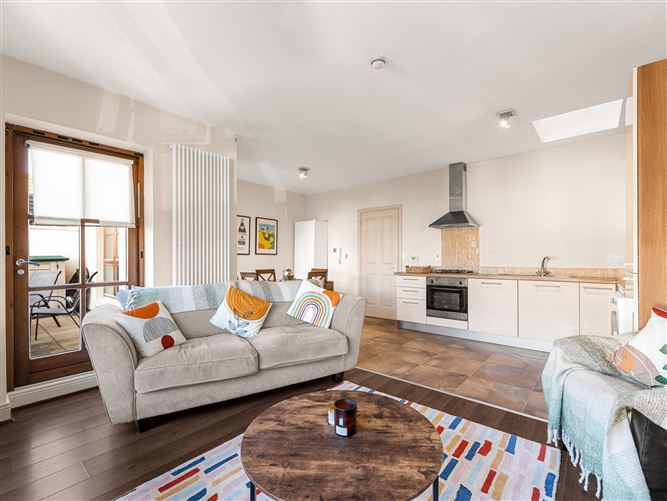 6 Kilbelin View, Newbridge, Kildare