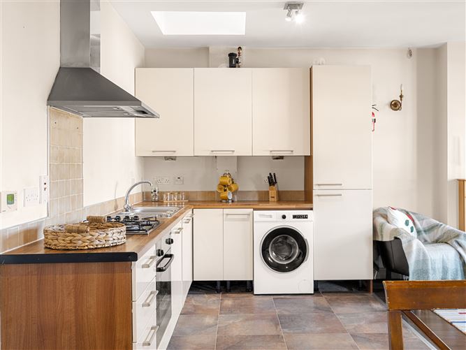 6 Kilbelin View, Newbridge, Kildare
