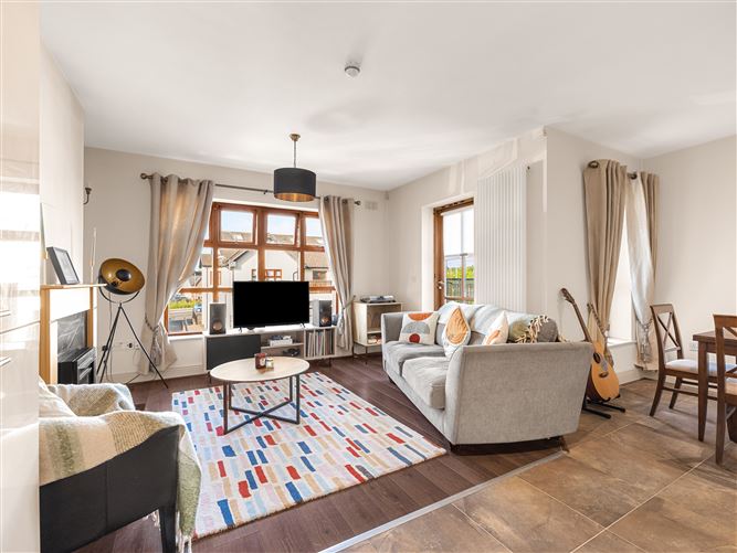 6 Kilbelin View, Newbridge, Kildare