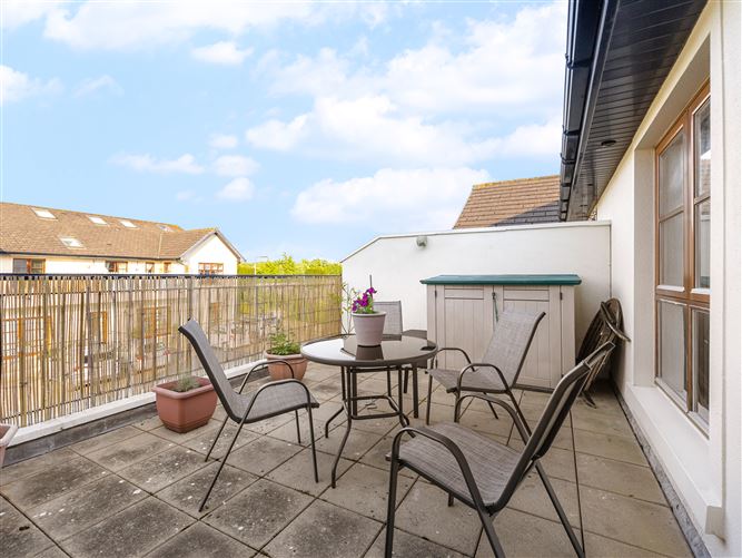 6 Kilbelin View, Newbridge, Kildare