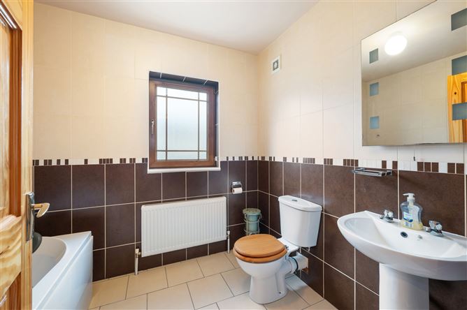11 Pairc na gCrann, Glanworth, Co. Cork