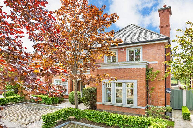 12 Ailesbury Wood, Ailesbury Road, Dublin 4, Dublin