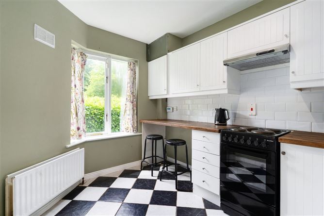 Photo 5 of 15 — 6 Walnut View, Brookwood, Dublin 16