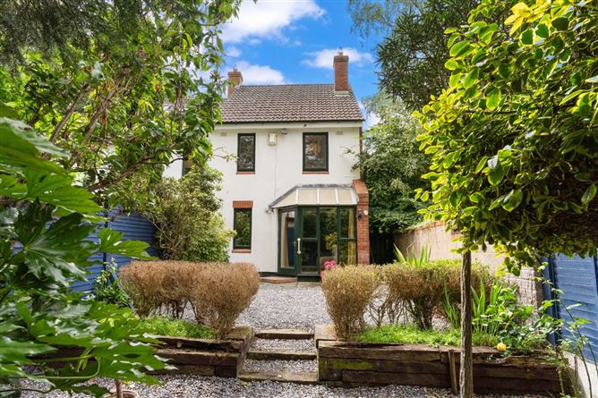 Photo 13 of 15 — 6 Walnut View, Brookwood, Dublin 16