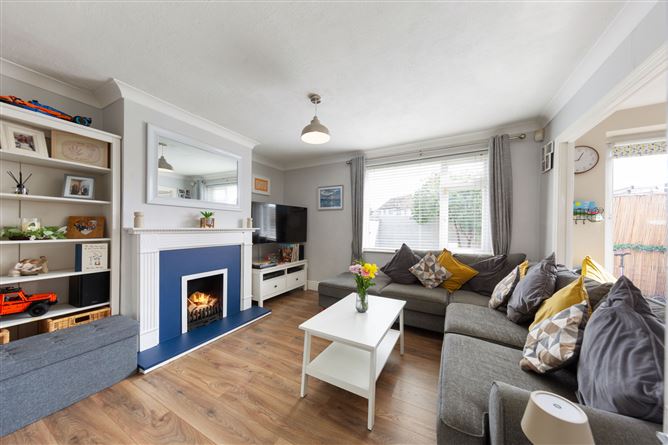 7 Pinewood, Ballybrack, Co. Dublin