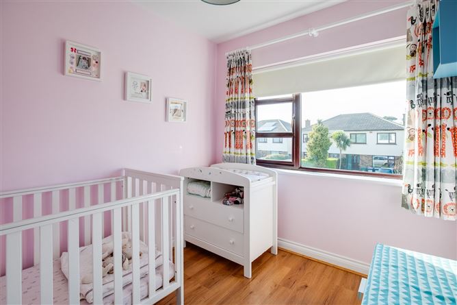 8 Bayview Court, Killiney, Co. Dublin