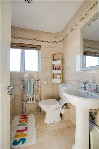 8 Bayview Court, Killiney, Co. Dublin