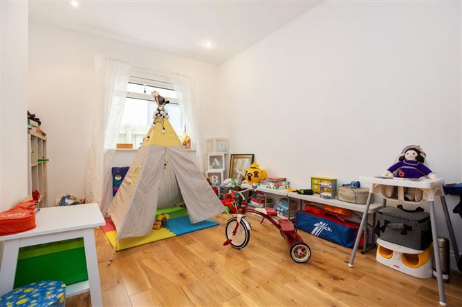 Santessa, Cabinteely Village, Cabinteely, Dublin 18
