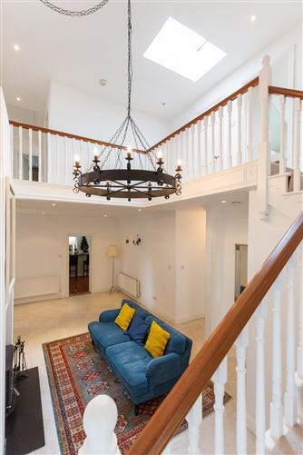 Santessa, Cabinteely Village, Cabinteely, Dublin 18