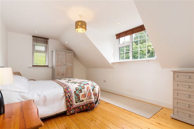 Santessa, Cabinteely Village, Cabinteely, Dublin 18