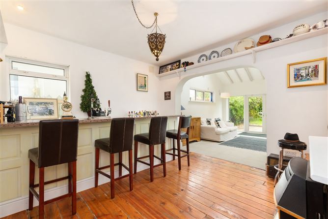 Santessa, Cabinteely Village, Cabinteely, Dublin 18