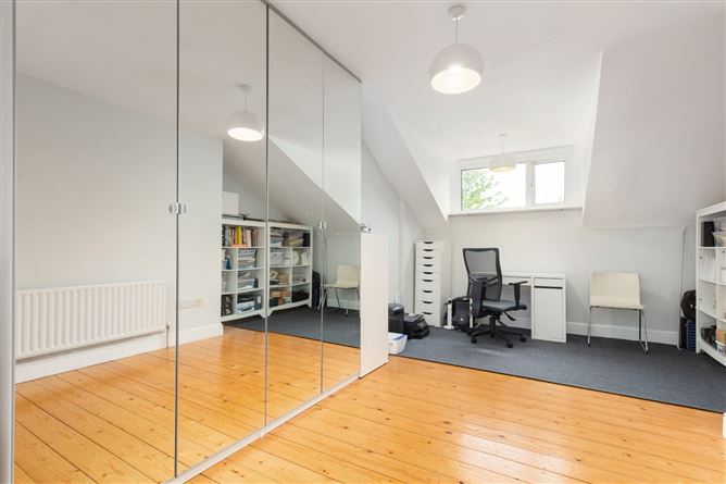 Santessa, Cabinteely Village, Cabinteely, Dublin 18