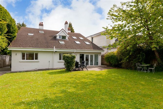 Santessa, Cabinteely Village, Cabinteely, Dublin 18