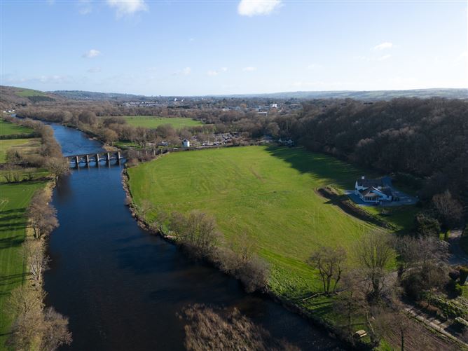 Holmlee, Wood Road, Ballincollig, Co. Cork