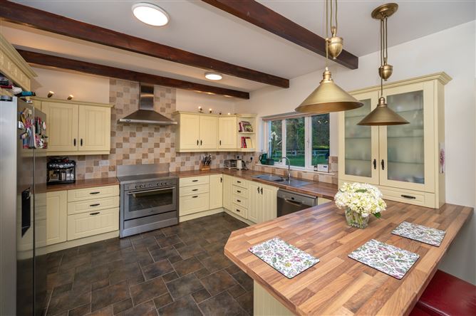 Holmlee, Wood Road, Ballincollig, Co. Cork