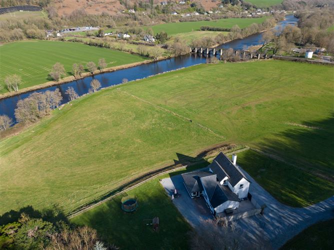 Holmlee, Wood Road, Ballincollig, Co. Cork