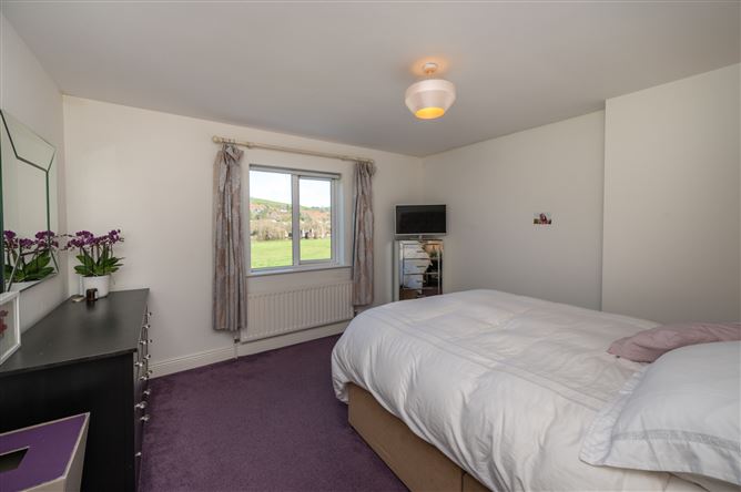 Holmlee, Wood Road, Ballincollig, Co. Cork