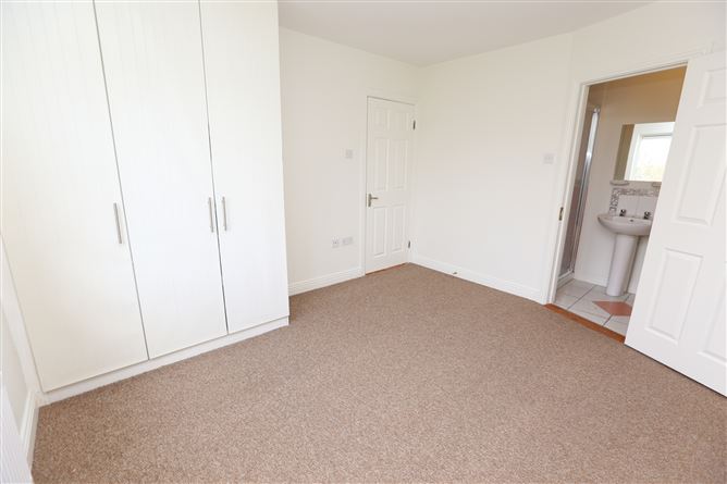 34 Castle Glen, Donacarney, Co. Meath