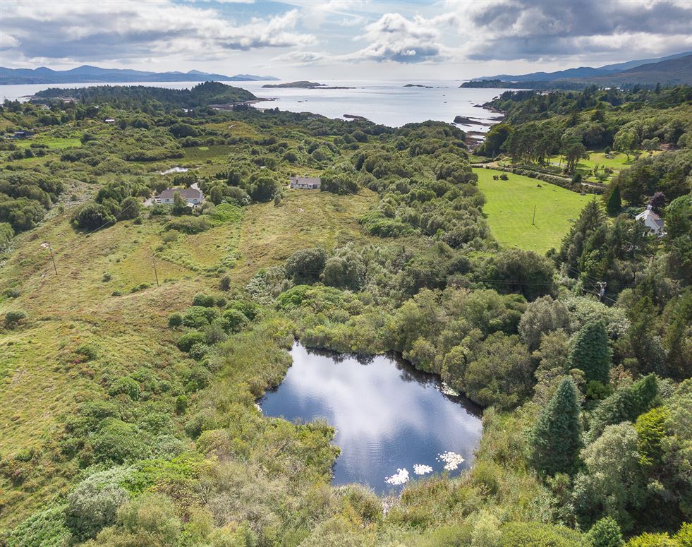 Loch Dubh, Rossdohan, Sneem, Co. Kerry Loch Dubh, Rossdohan, Sneem, Co. Kerry