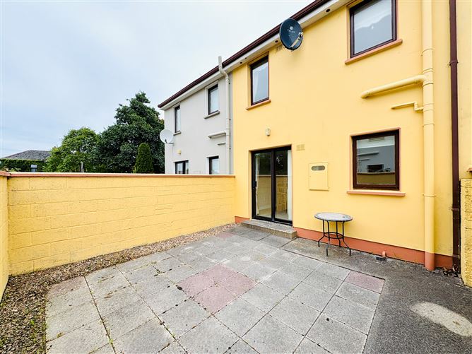 15 Woodbrook Court, Tralee, Kerry