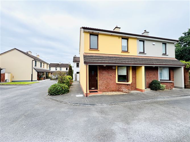 15 Woodbrook Court, Tralee, Kerry