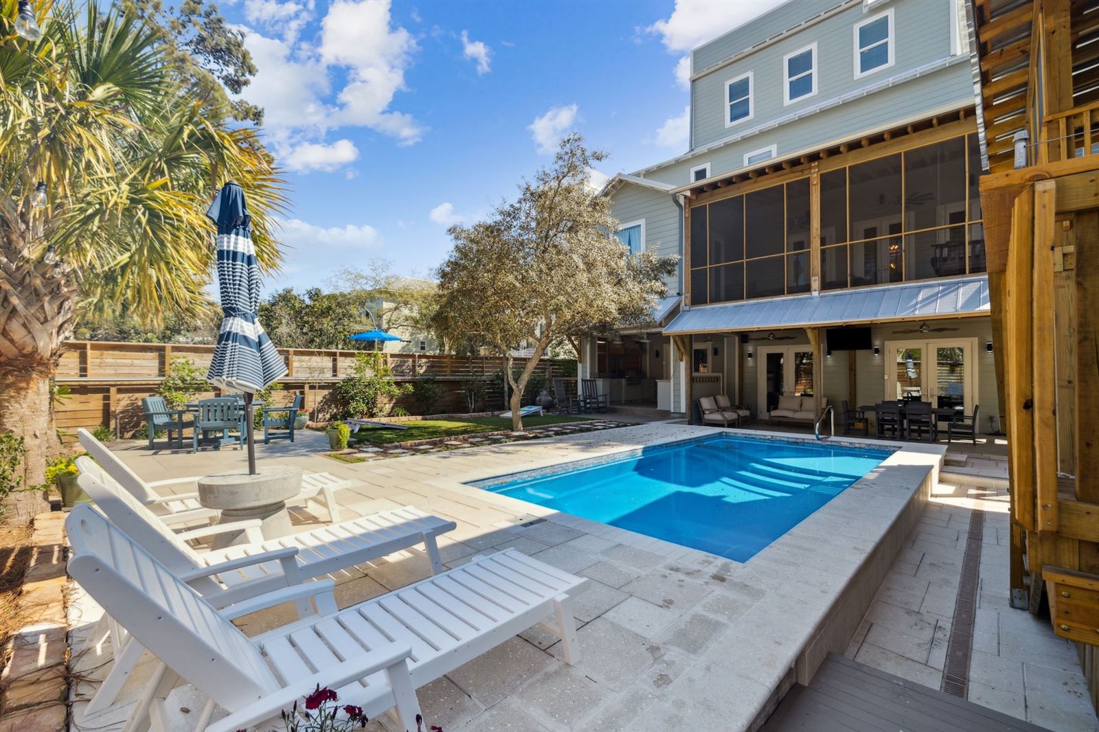 Photo 1 of 10 — Rooftop over Seagrove,Santa Rosa Beach,Florida,USA