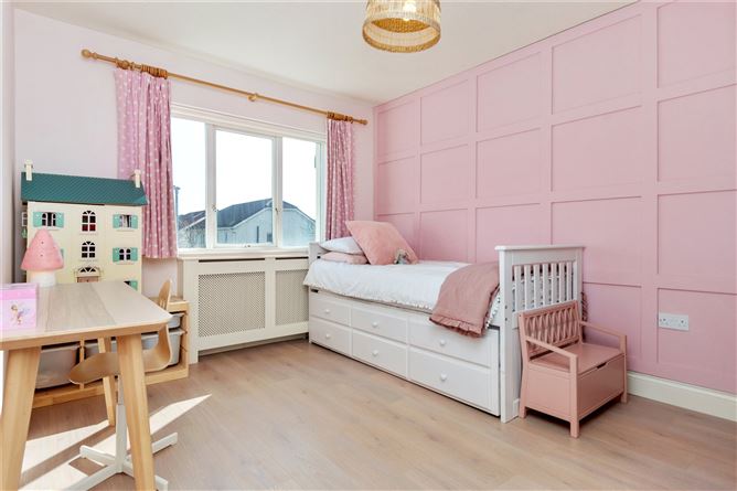 19 Earlsfort Avenue, Lucan, Co. Dublin