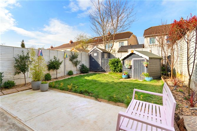 19 Earlsfort Avenue, Lucan, Co. Dublin