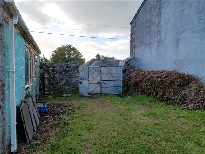 Sun Street, Tuam, Co. Galway