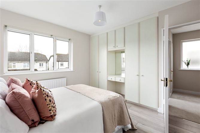 13 Luttrell Park View, Castleknock, Dublin 15