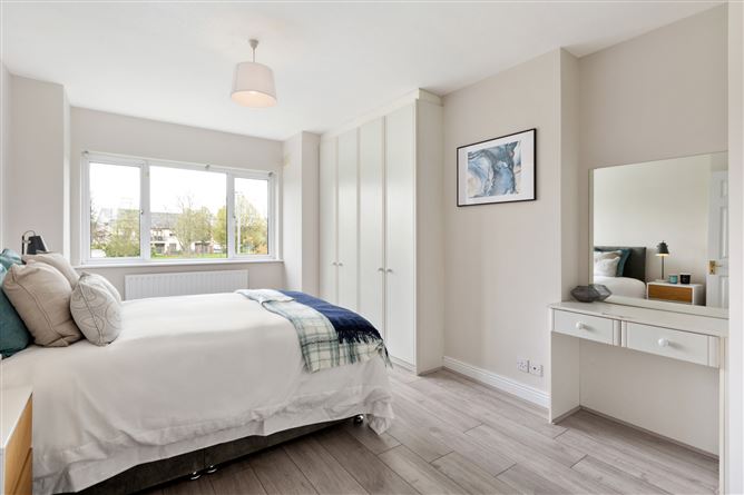 13 Luttrell Park View, Castleknock, Dublin 15