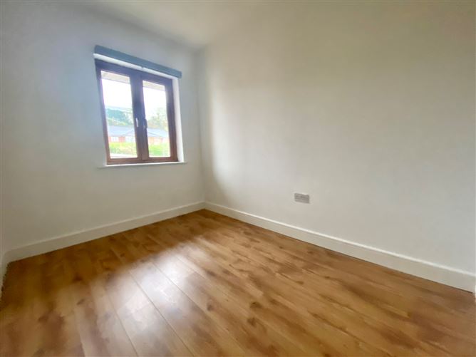 20 Mullach Glas Crescent, Monaghan.