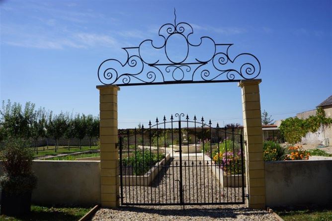 Private, Les Trois Brioux, Cher, Charentonnay